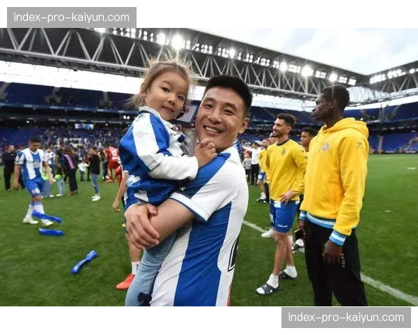 一位印尼球迷的自述:如何通过中超爱上中国城市文化 一位印尼球迷的自述:如何通过中超爱上中国城市文化