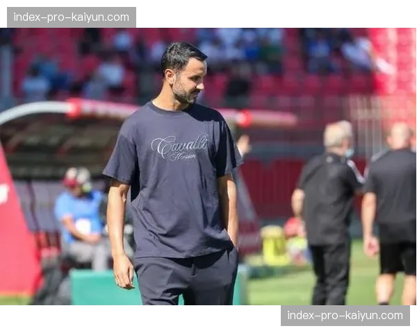 蒙扎主帅帕拉迪诺赛前发布会,强调限制对手核心区域渗透为第一要务 蒙扎主帅帕拉迪诺赛前发布会,强调限制对手核心区域渗透为第一要务