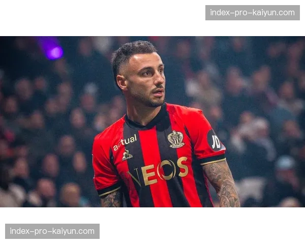 法甲球队战术演变：从传统防守反击到高位逼控的转型之路